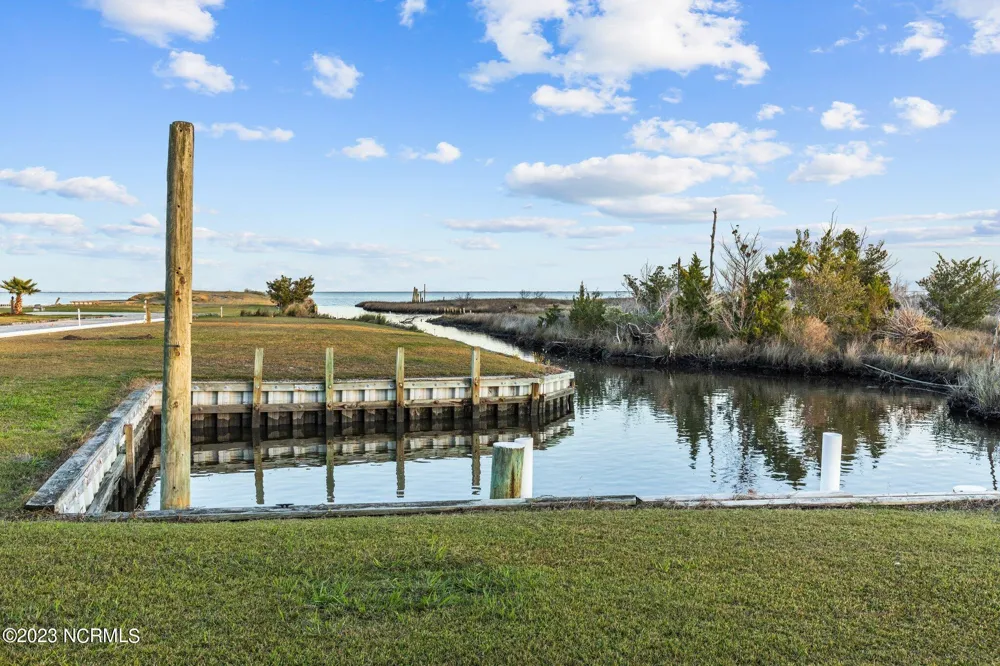 174 S Harbor Drive Davis, NC 28524