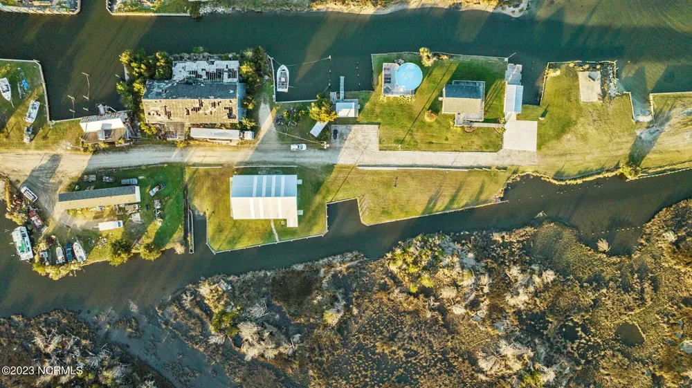 174 S Harbor Drive Davis, NC 28524