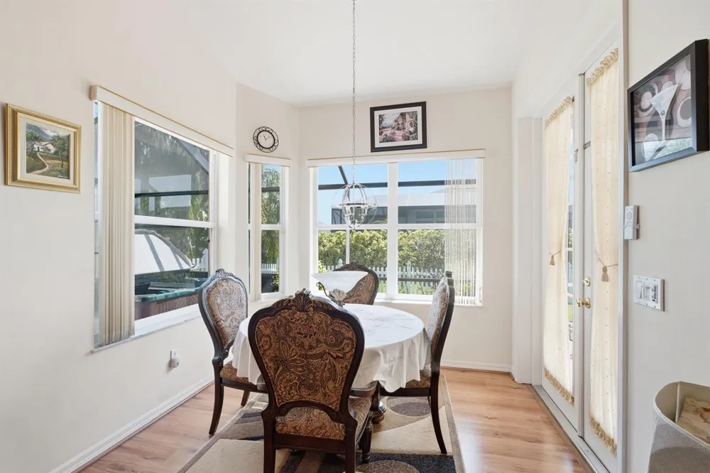 6445 36th Place Vero Beach, FL 32966
