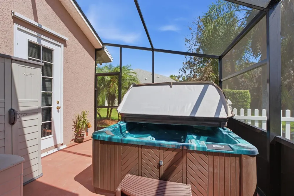 6445 36th Place Vero Beach, FL 32966