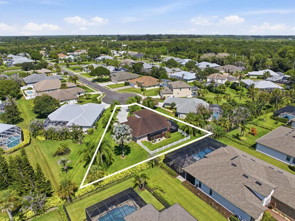 6445 36th Place Vero Beach, FL 32966