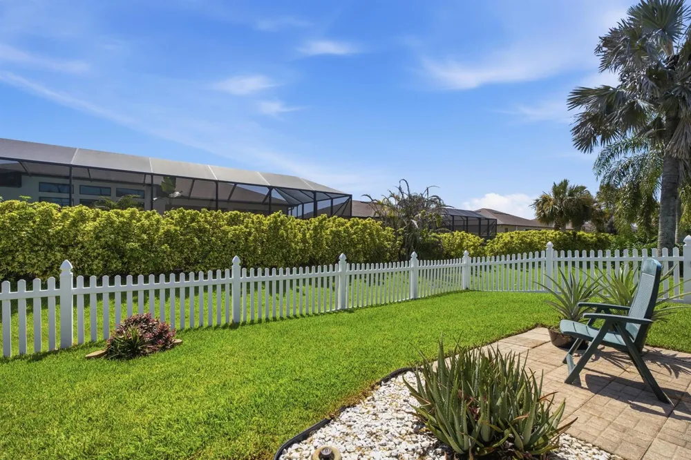 6445 36th Place Vero Beach, FL 32966