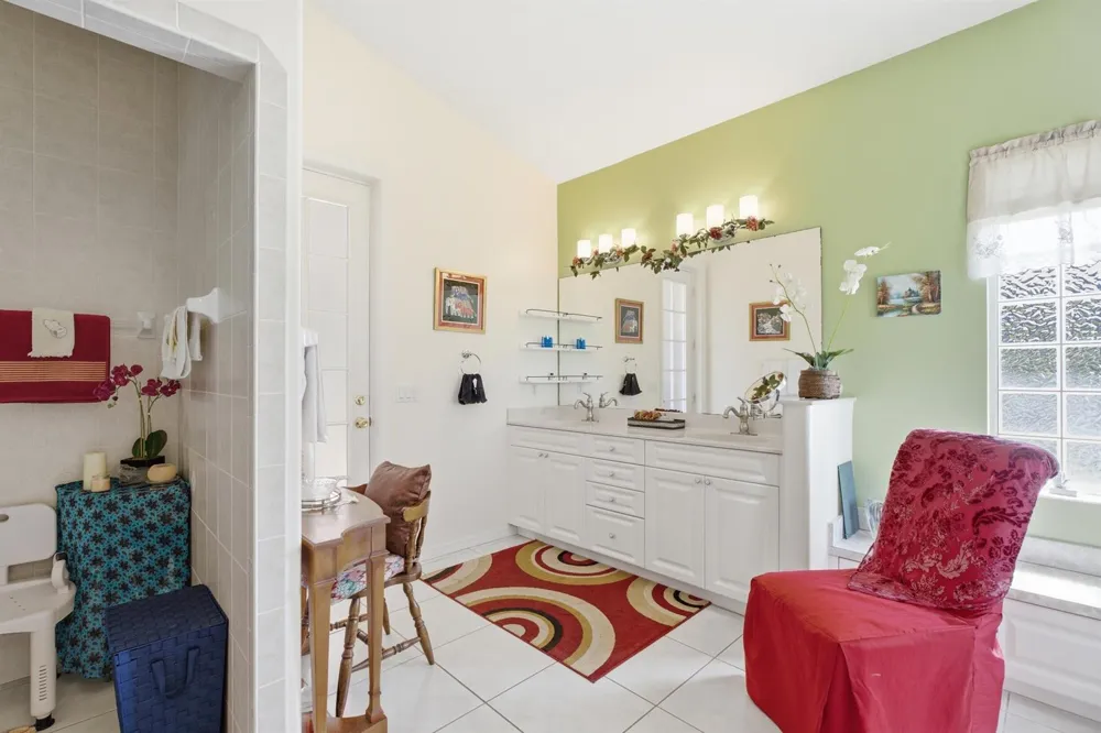6445 36th Place Vero Beach, FL 32966