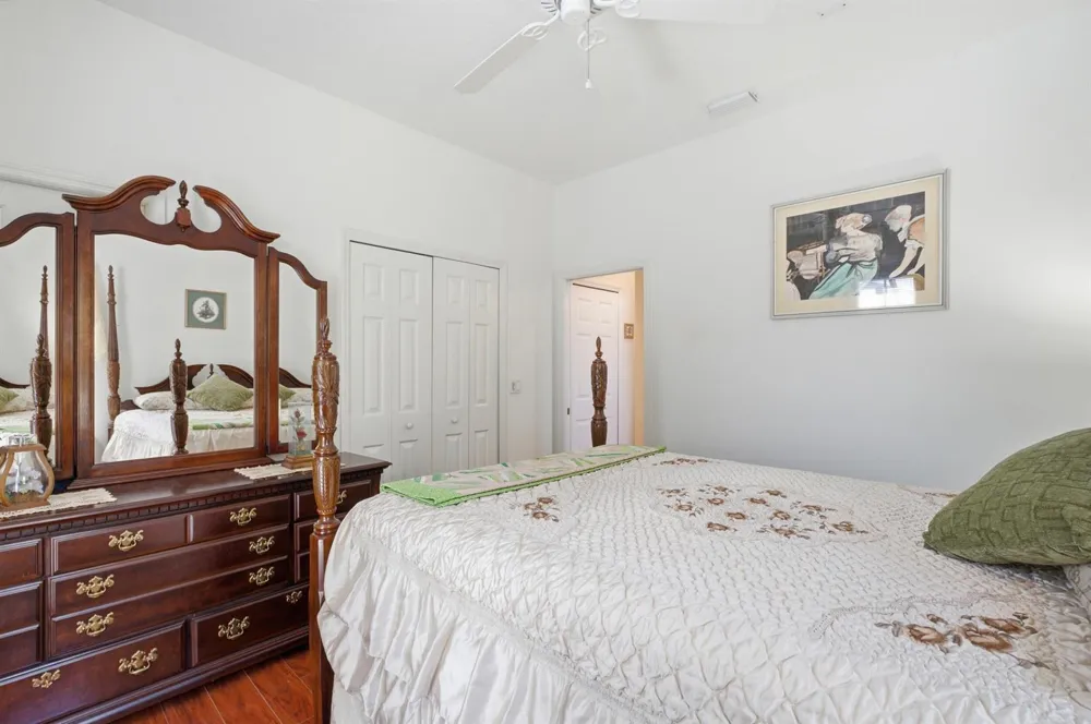 6445 36th Place Vero Beach, FL 32966