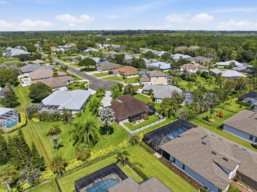 6445 36th Place Vero Beach, FL 32966