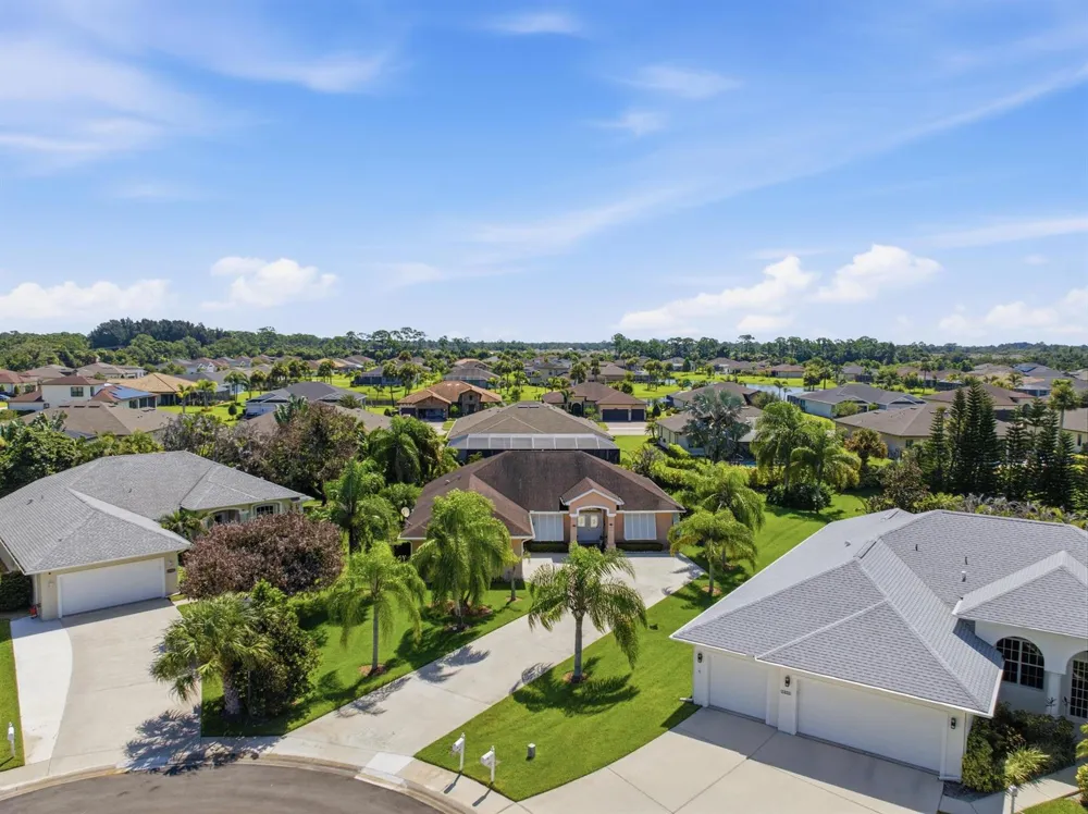 6445 36th Place Vero Beach, FL 32966