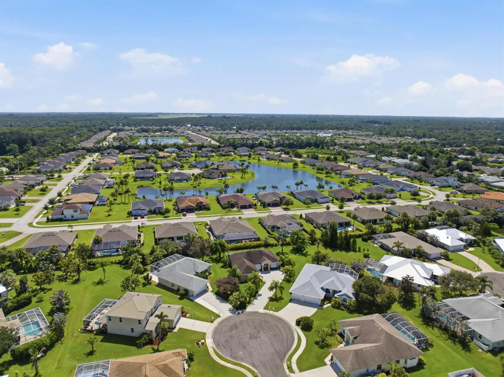 6445 36th Place Vero Beach, FL 32966