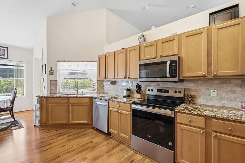 6445 36th Place Vero Beach, FL 32966