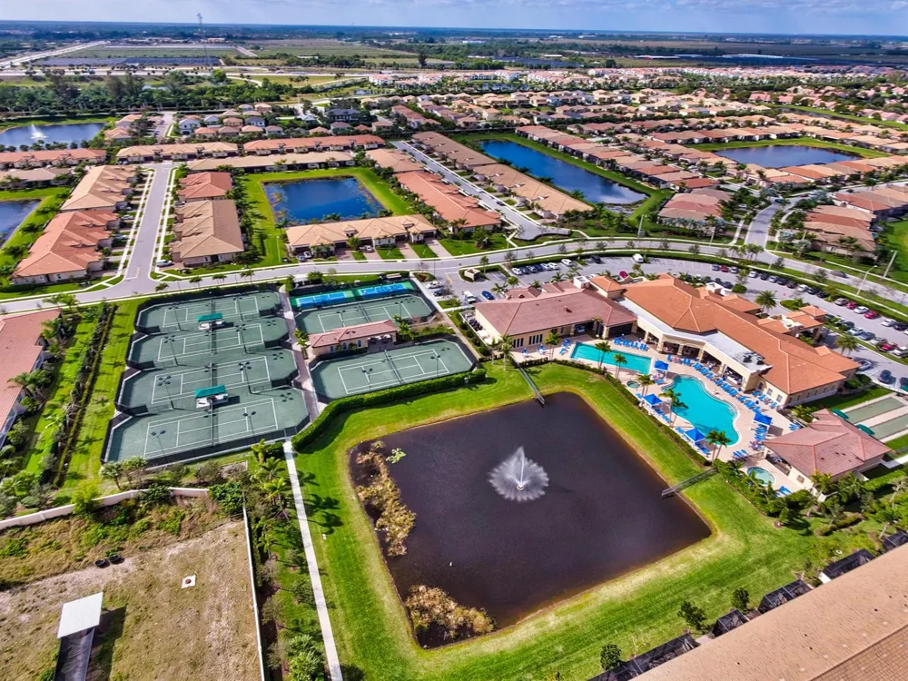 15020 Via Porta Delray Beach, FL 33446