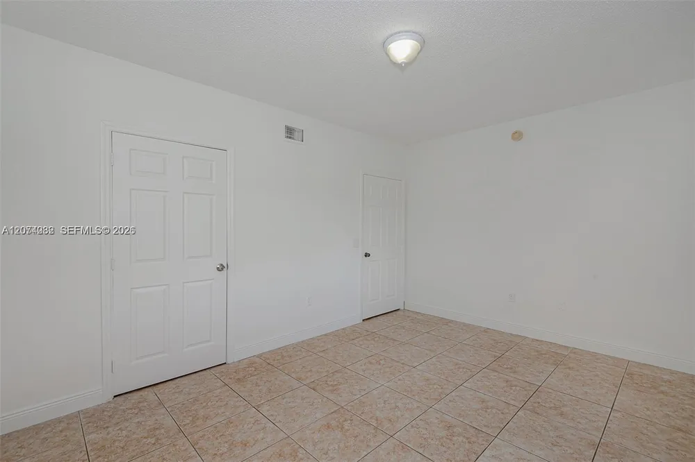 2452 Centergate Dr #103 Miramar, FL 33025