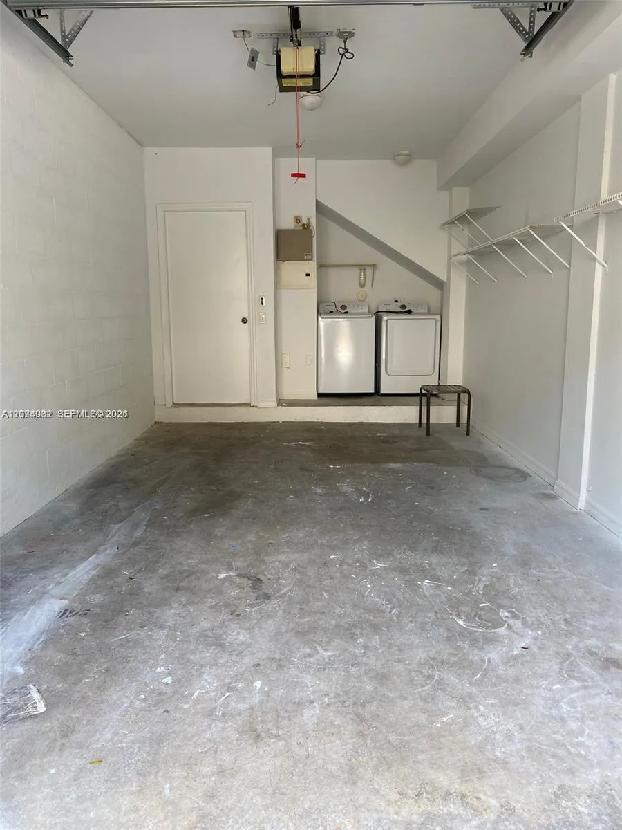 2452 Centergate Dr #103 Miramar, FL 33025