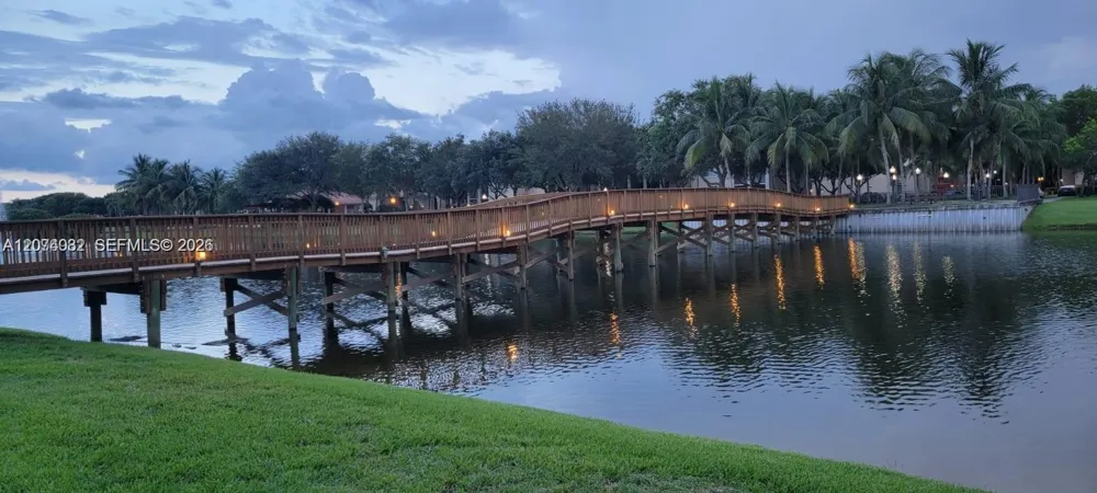 2452 Centergate Dr #103 Miramar, FL 33025