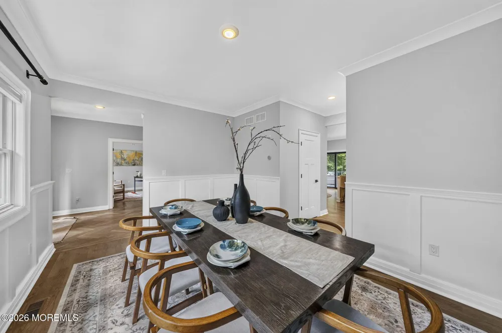 284 Middle Road Holmdel, NJ 07733