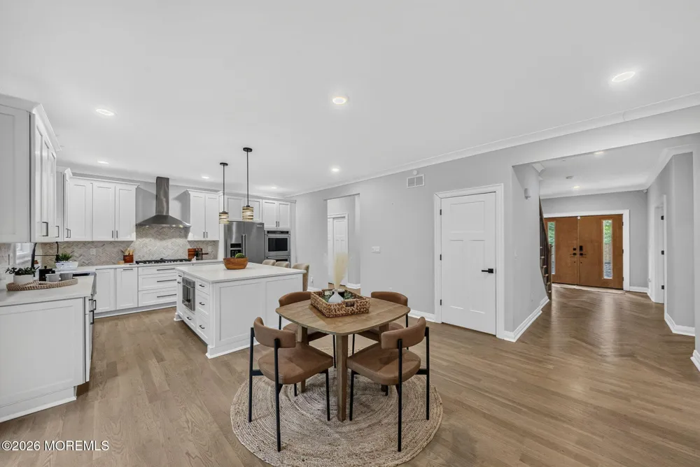 284 Middle Road Holmdel, NJ 07733
