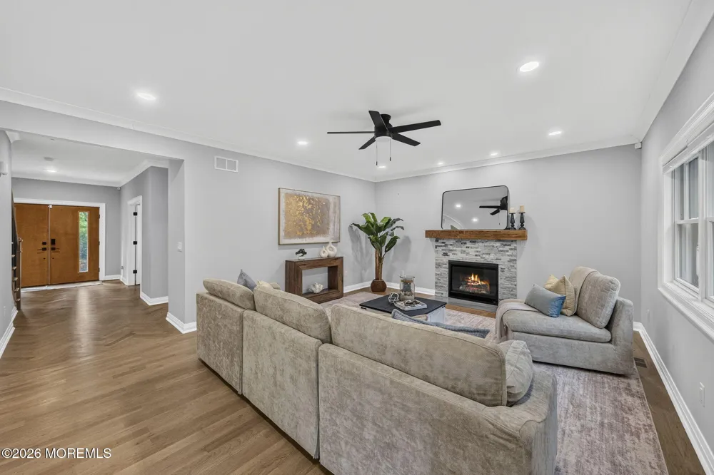 284 Middle Road Holmdel, NJ 07733