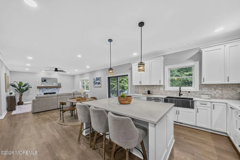 284 Middle Road Holmdel, NJ 07733
