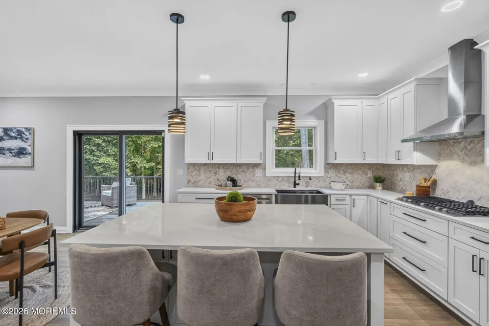 284 Middle Road Holmdel, NJ 07733
