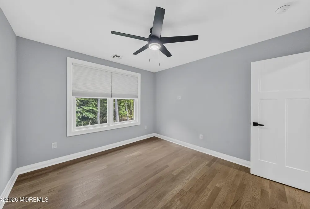 284 Middle Road Holmdel, NJ 07733