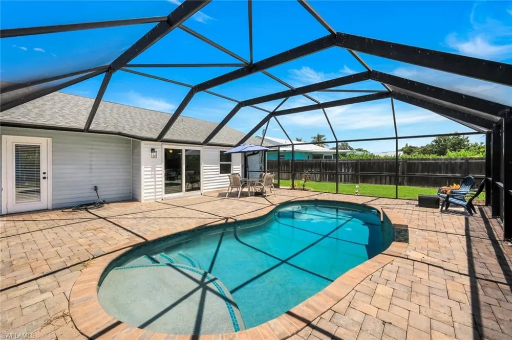 52 1st Street Bonita Springs, FL 34134