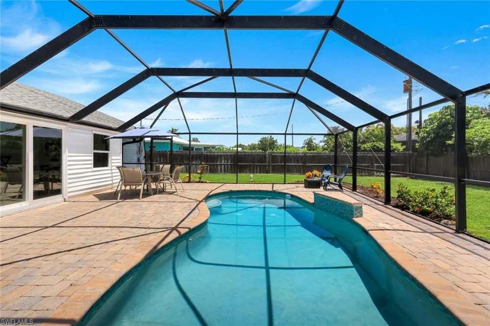 52 1st Street Bonita Springs, FL 34134