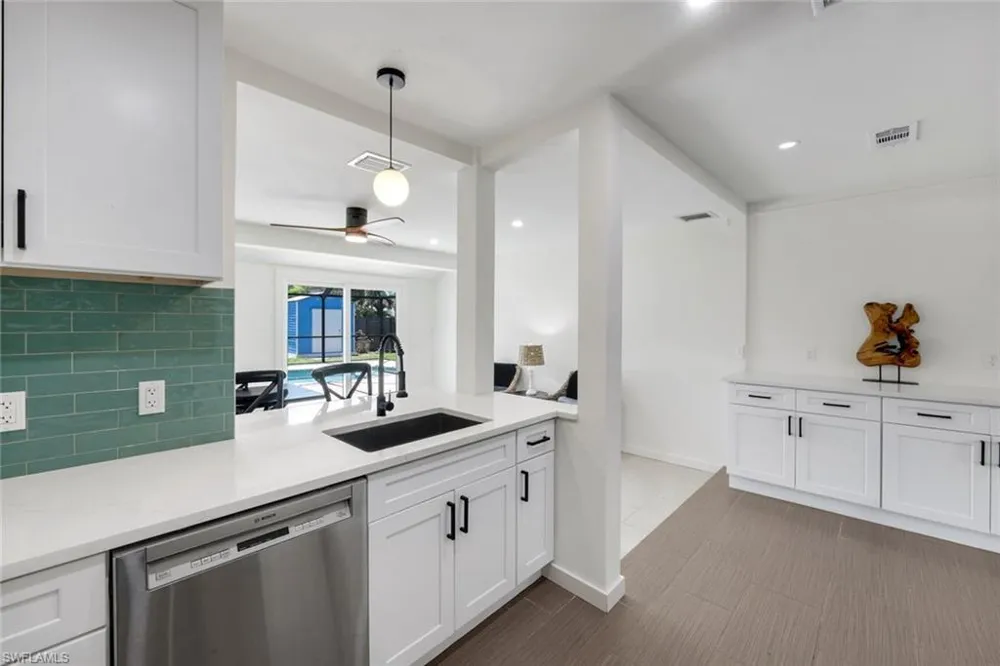 52 1st Street Bonita Springs, FL 34134