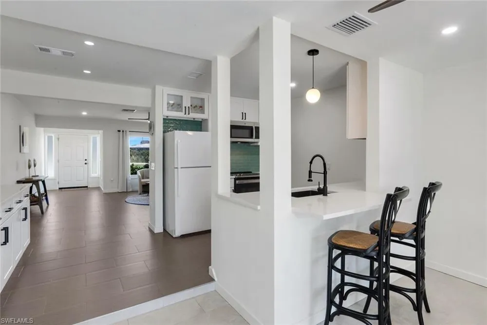 52 1st Street Bonita Springs, FL 34134