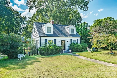 627 6th Street