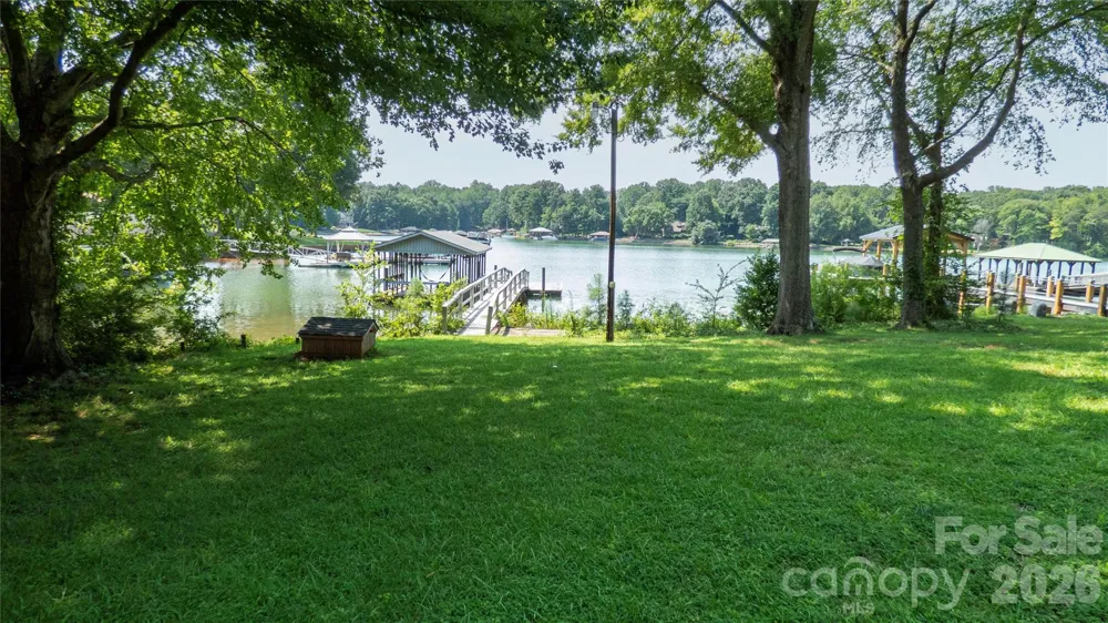 115 Rainbow Lane Mooresville, NC 28117