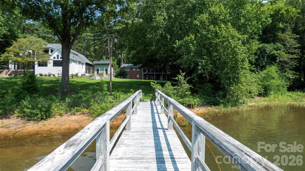 115 Rainbow Lane Mooresville, NC 28117