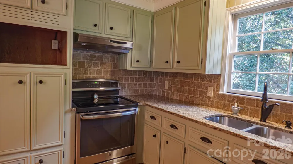 115 Rainbow Lane Mooresville, NC 28117
