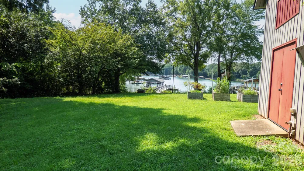115 Rainbow Lane Mooresville, NC 28117