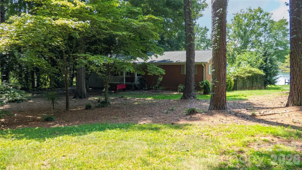115 Rainbow Lane Mooresville, NC 28117
