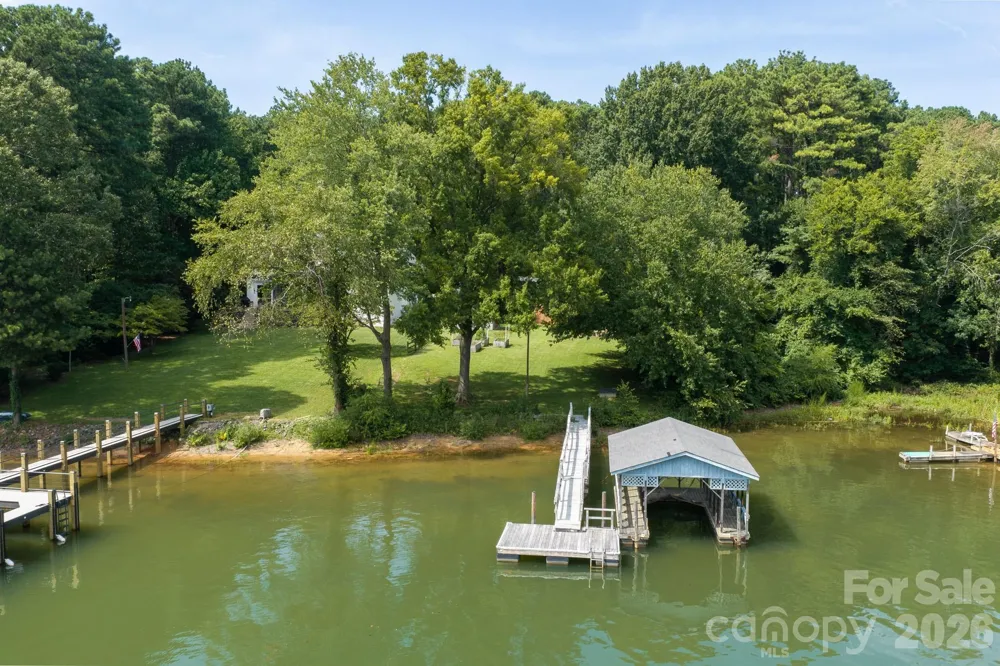 115 Rainbow Lane Mooresville, NC 28117