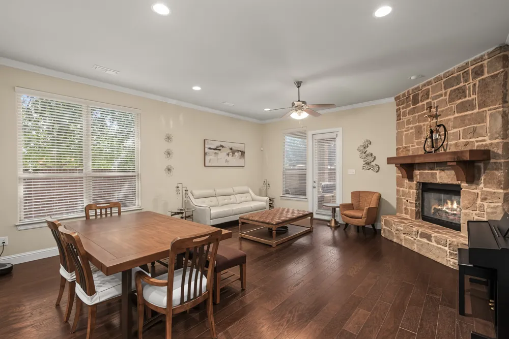 401 Middleton Drive Roanoke, TX 76262