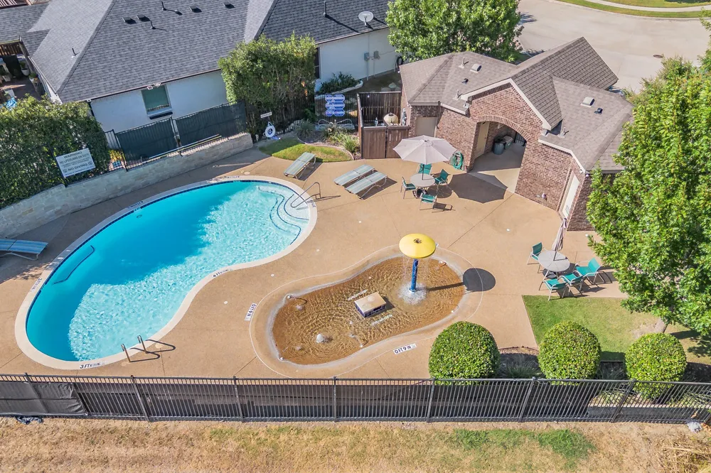 401 Middleton Drive Roanoke, TX 76262