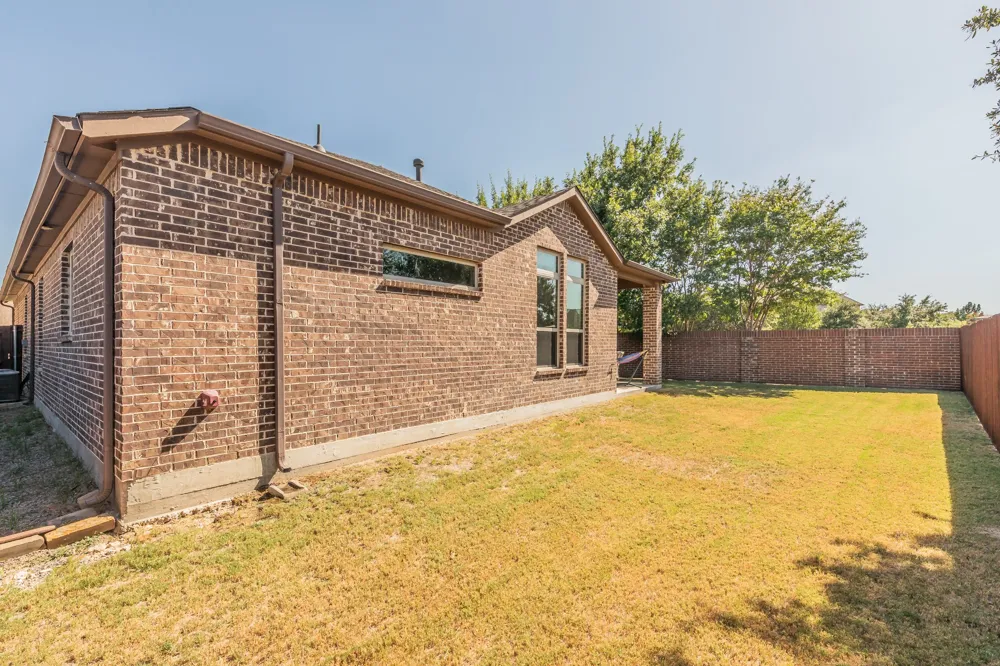 401 Middleton Drive Roanoke, TX 76262