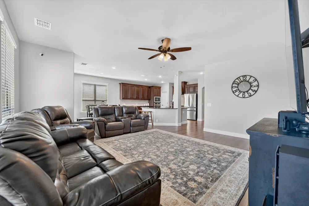 4828 Hazy Hollow Lane Crowley, TX 76036