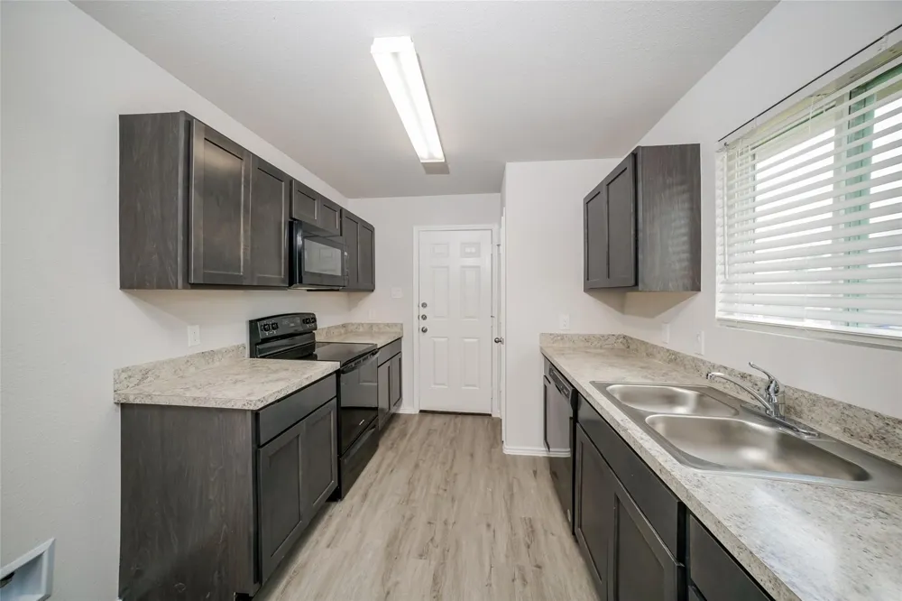 206 Pronghorn Drive Huntsville, TX 77320
