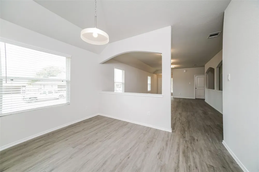 206 Pronghorn Drive Huntsville, TX 77320