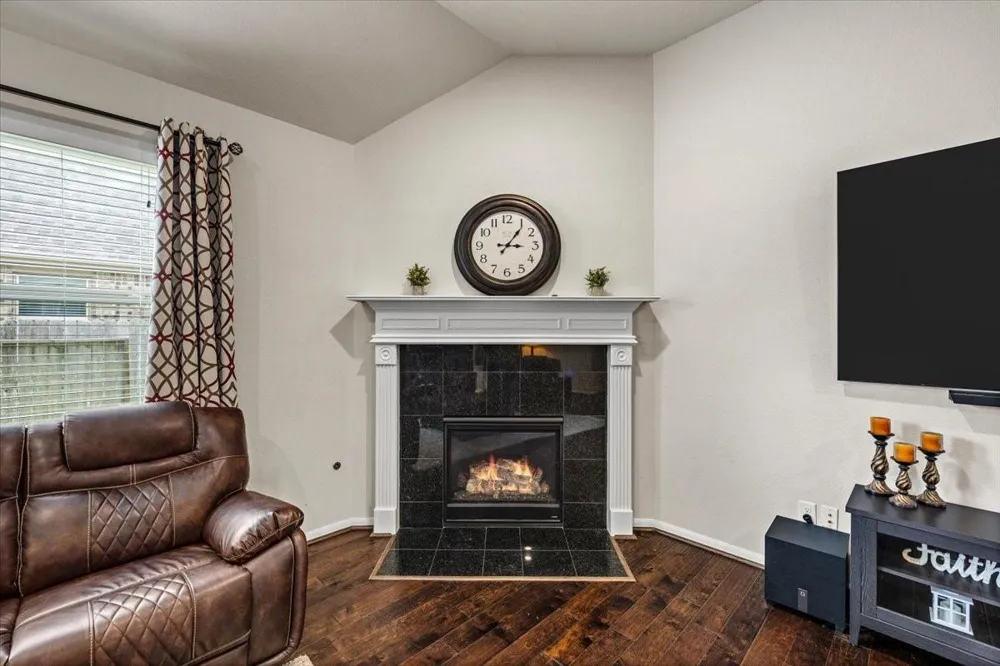 422 Stockport Drive League City, TX 77573