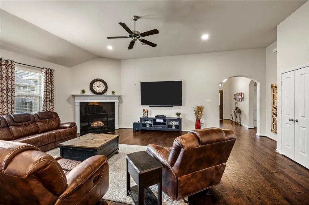 422 Stockport Drive League City, TX 77573