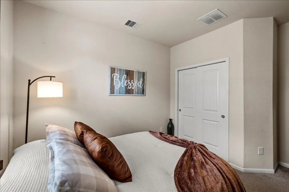 422 Stockport Drive League City, TX 77573