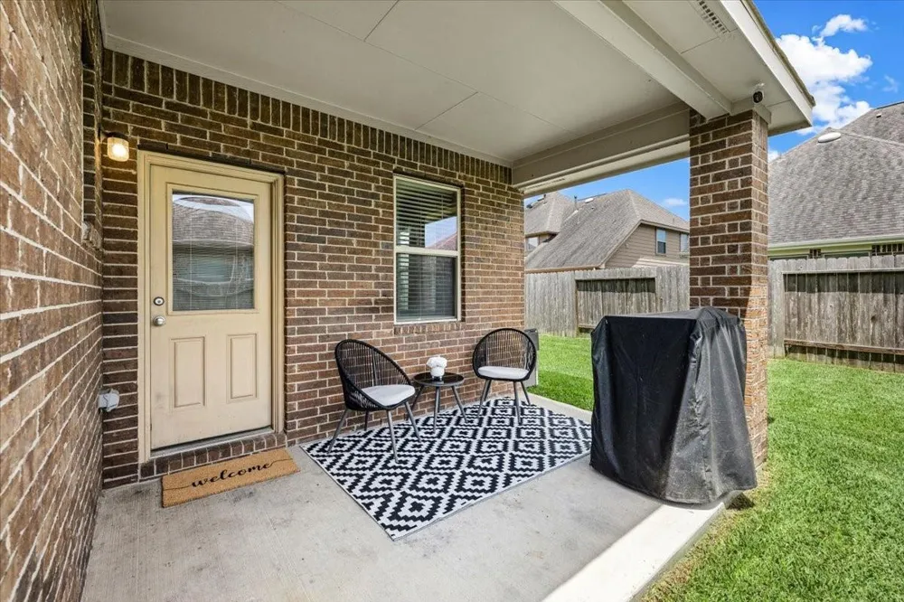 422 Stockport Drive League City, TX 77573