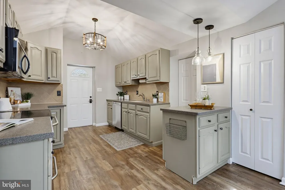 601 RIVERSIDE DRIVE Pasadena, MD 21122