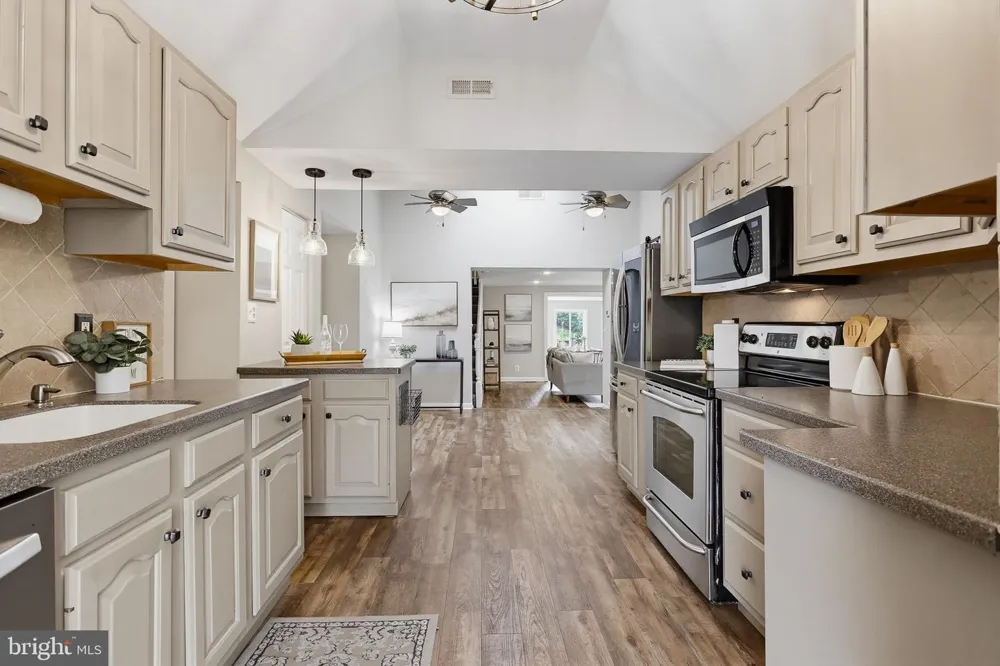 601 RIVERSIDE DRIVE Pasadena, MD 21122