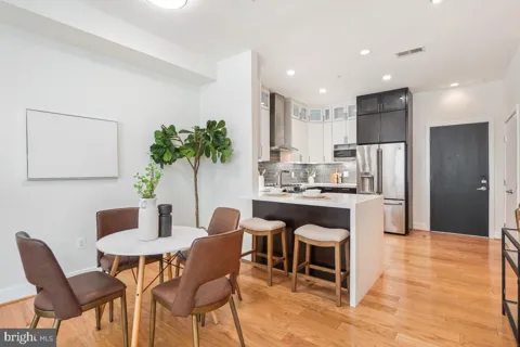 1443 CHAPIN STREET NW #202