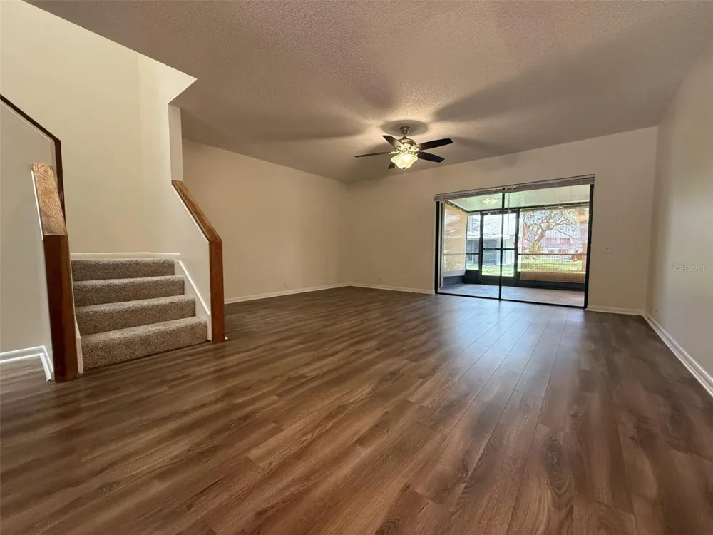 819 OAK PARK PLACE Brandon, FL 33511