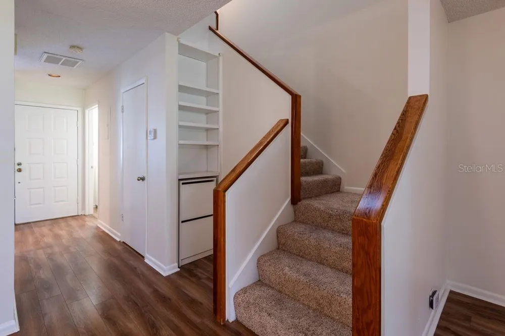 819 OAK PARK PLACE Brandon, FL 33511