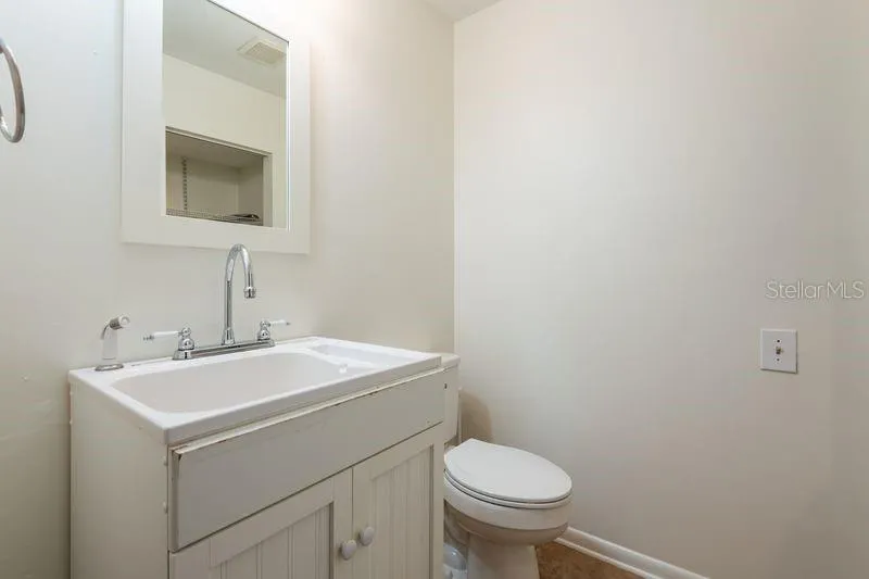 819 OAK PARK PLACE Brandon, FL 33511