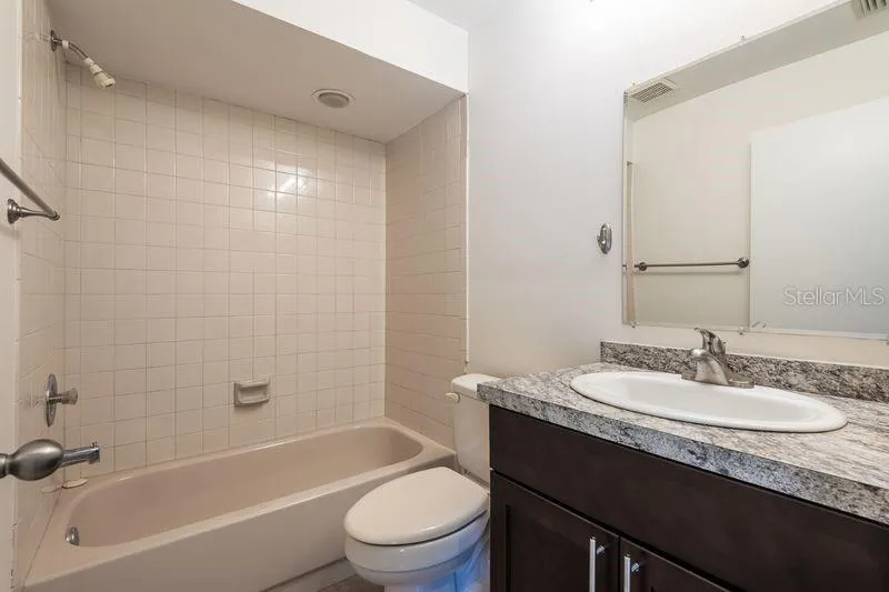 819 OAK PARK PLACE Brandon, FL 33511